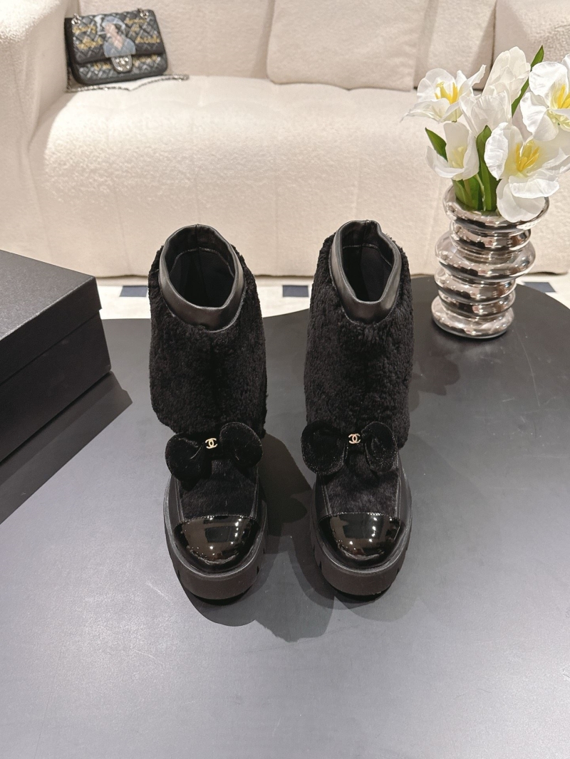 Ch**el boots